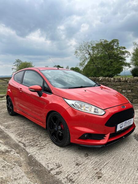 FORD FIESTA 1.6 T EcoBoost ST-3